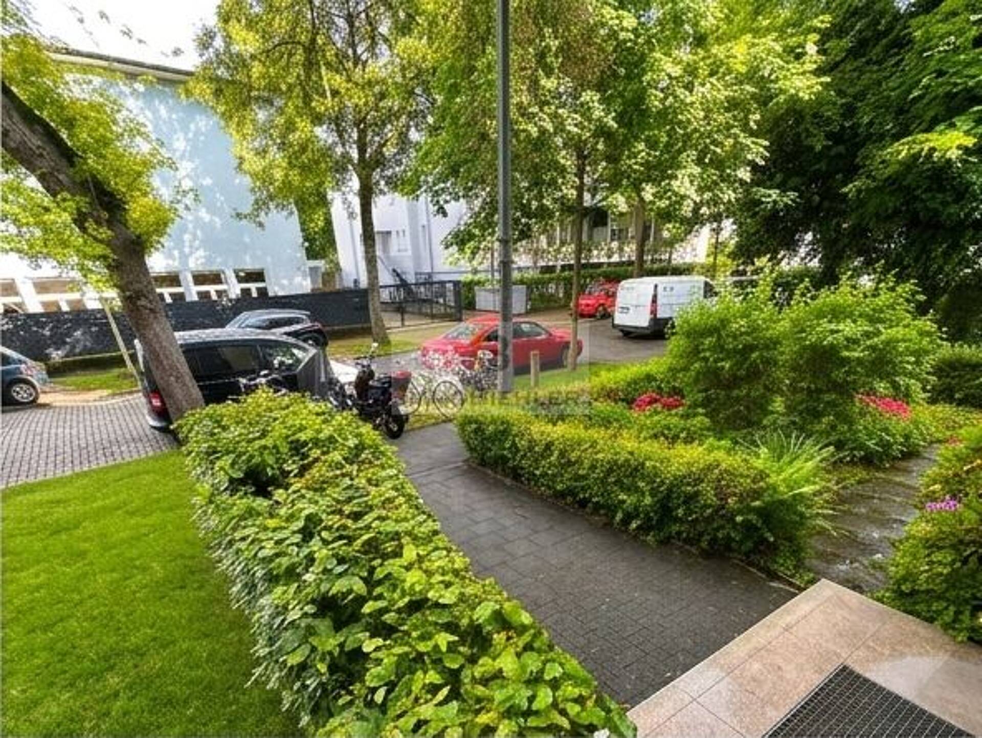 Erdgeschosswohnung in 50677 Köln mit 70 m² kaufen
