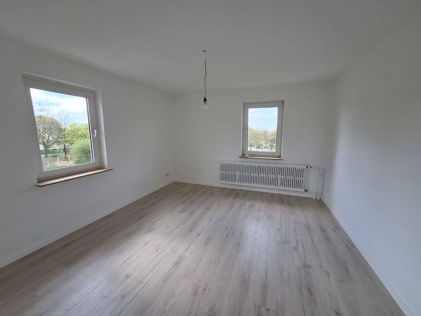 2 Zimmer Wohnung frisch renoviert in der 3. Etage – Dortmund – Vorschaubild 2