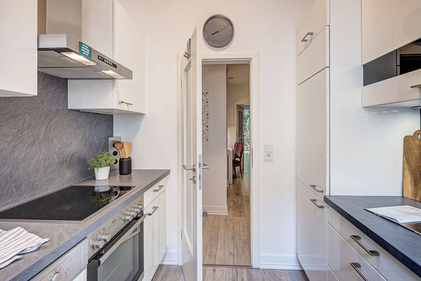 Schwabing-West: 2-Zimmer Wohnung mit Südterrasse - frei – München – Vorschaubild 9