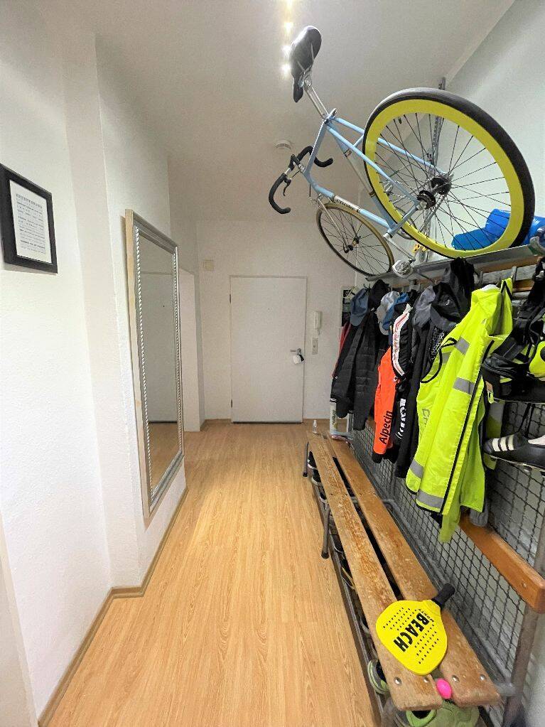 Düsseldorf-Unterbilk! 2-Zimmer-Altbauwohnung mit Wohnküche nähe Lorettostraße! – Düsseldorf – Vorschaubild 4