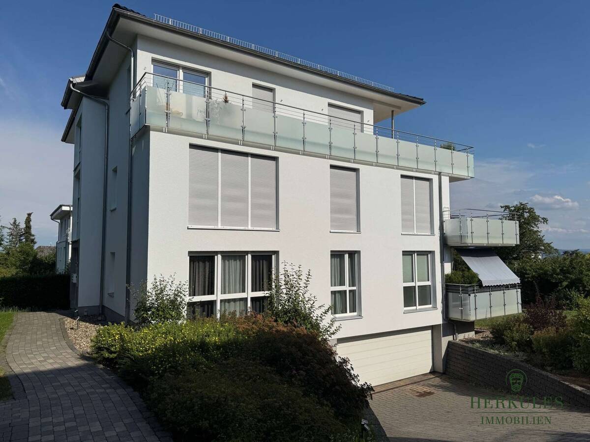 Moderne 3-Zi.Wohnung mit großem Balkon, Einbauküche & Tiefgarage begehrter Wohnlage KS-Harleshausen – 34128 Kassel – Bild 1 von 9