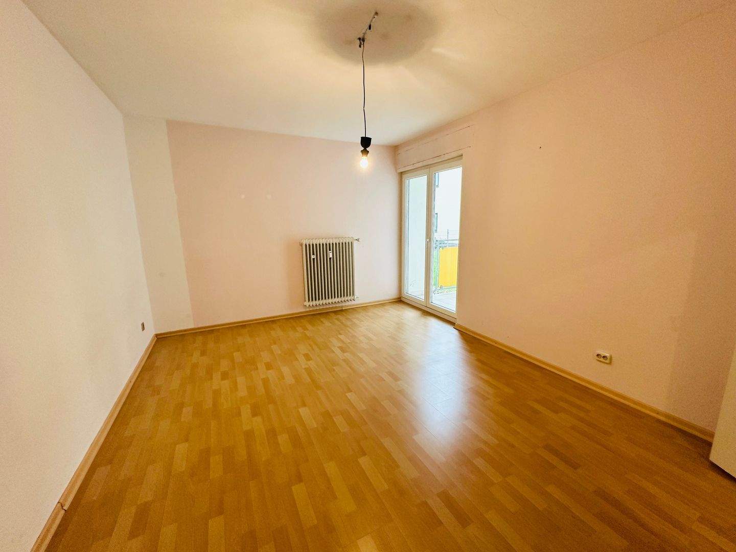 Gepflegte 2 ZKB Eigentumswohnung mit Loggia und Aufzug in ruhiger, zentraler Lage von Dudweiler Süd – Saarbrücken – Vorschaubild 6