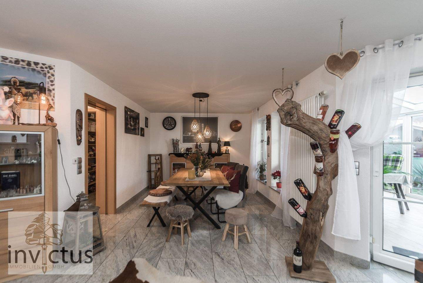 Wohnen mit Stil: Großzügiges Haus mit 6 Zimmern, Wintergarten, Doppelgarage, Kamin & Einliegerwhg! – Leingarten – Vorschaubild 6