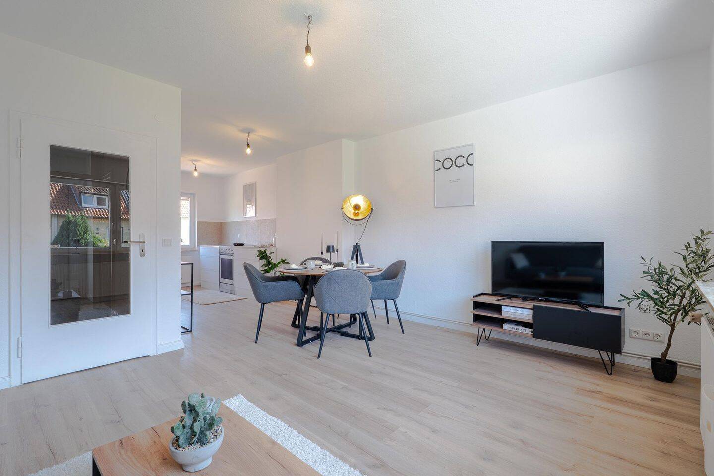 Freundliches Reihenhaus - renoviert, mit neuer Heizung – Bremen – Bild 1 von 9