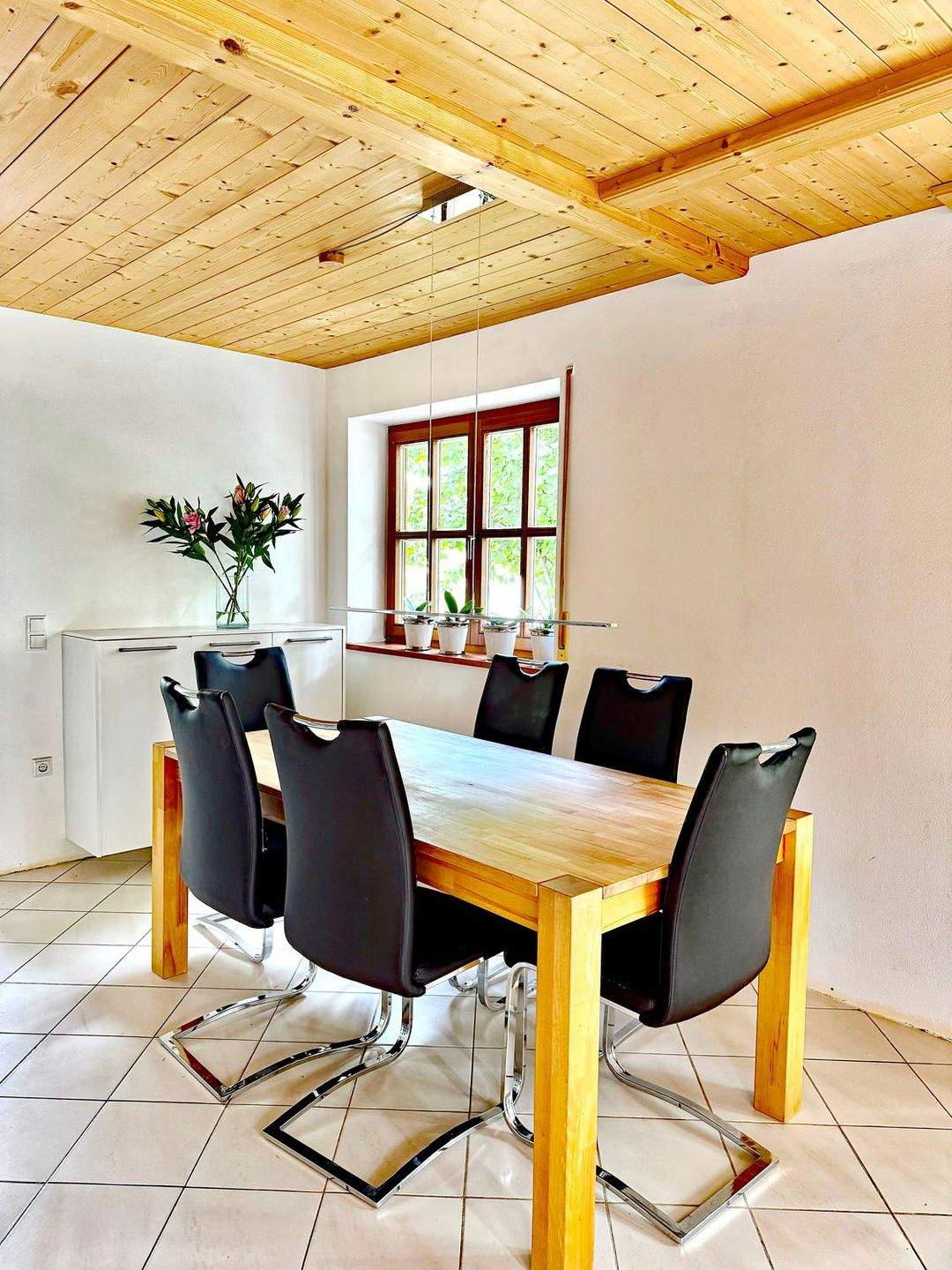 Ein schönes Haus für eine Familie mit herrlichem Garten und separatem Bauplatz – Pfaffenhofen an der Glonn – Vorschaubild 4