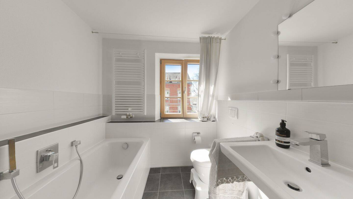 *PROVIANTBACH PALAIS* 2 - Zimmer-Wohnung mit historischem Charme* – Augsburg – Vorschaubild 6