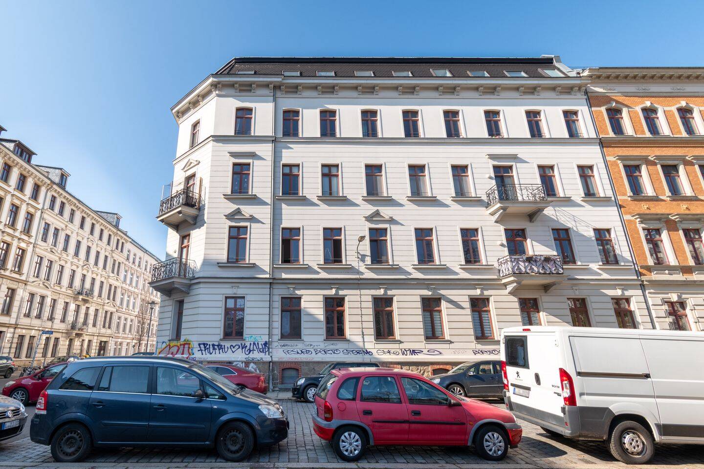 LEBENSQUALITÄT PUR | Moderne Eigentumswohnung mit Balkon und Wohlfühlcharakter – Leipzig – Bild 1 von 9
