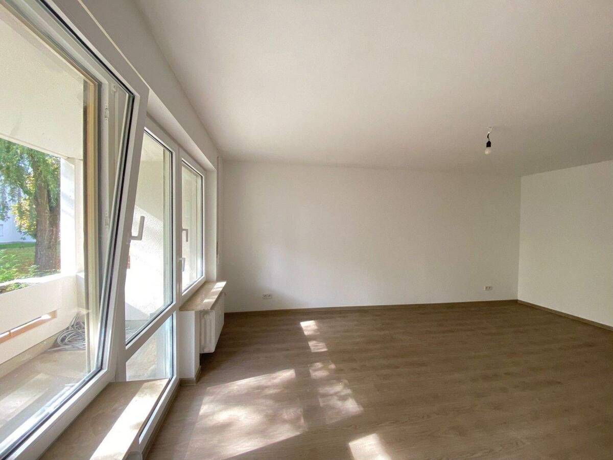NUR MIT WBS - 3 ZKB Wohnung mit Balkon in Trier-Ehrang! – 54293 Trier – Bild 1 von 6