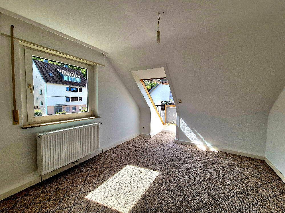 2 Zi. Whg, DG, ca. 45 m², schöner Blick, ruhig und hell, Garage optional, HHL- Plettenbergsiedlung – Stuttgart – Vorschaubild 5