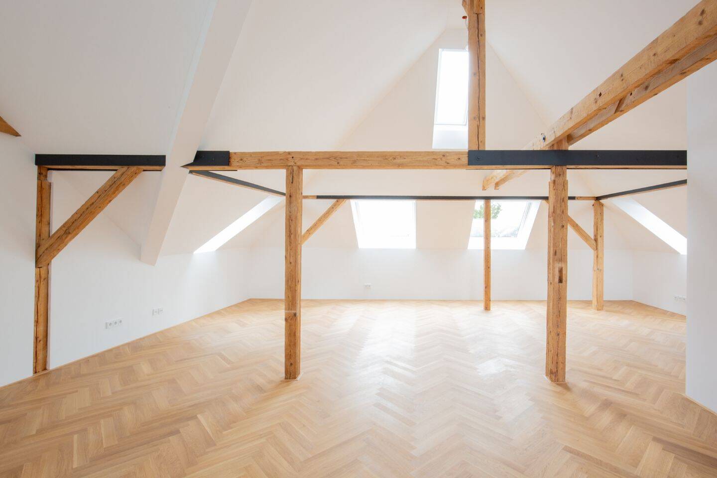 AIGNER - Familienparadies in Schwabing: Exklusives 4-Zimmer-Penthouse mit Loggia und Top-Aussicht – München – Vorschaubild 8
