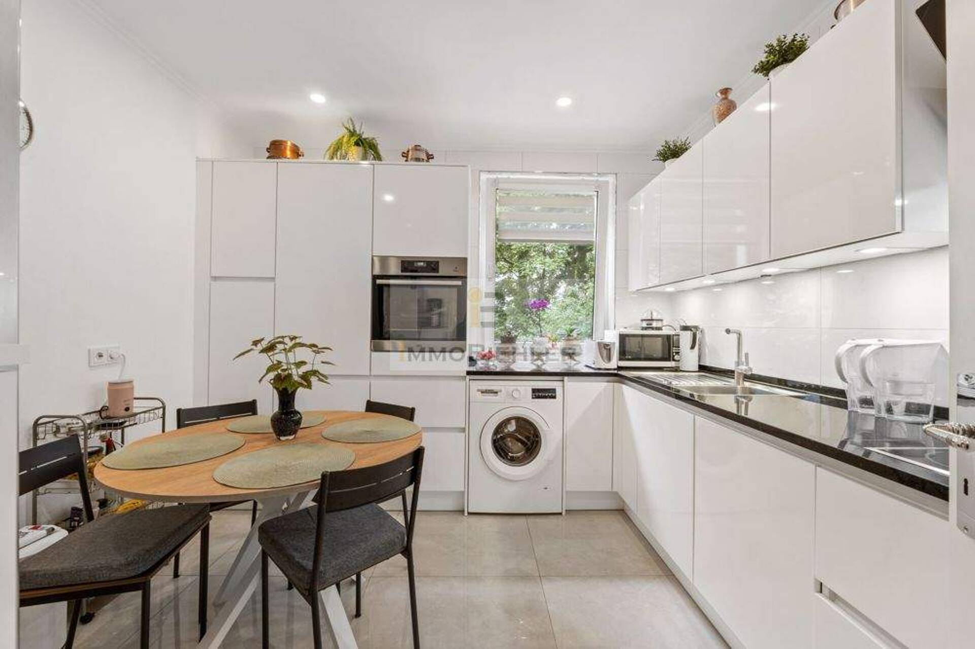 Etagenwohnung in 50935 Köln mit 81 m² kaufen
