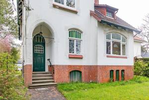 Großzügigkeit und exklusives Wohnambiente: "Gründerzeitvilla mit Traumhaus-Potenzial" – 21029 Hamburg – Vorschaubild 4