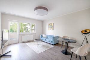 Stilvolle 3-Zimmer-Wohnung mit Süd-Balkon an der Spree - direkt am Hansaviertel – 10555 Berlin – Vorschaubild 1
