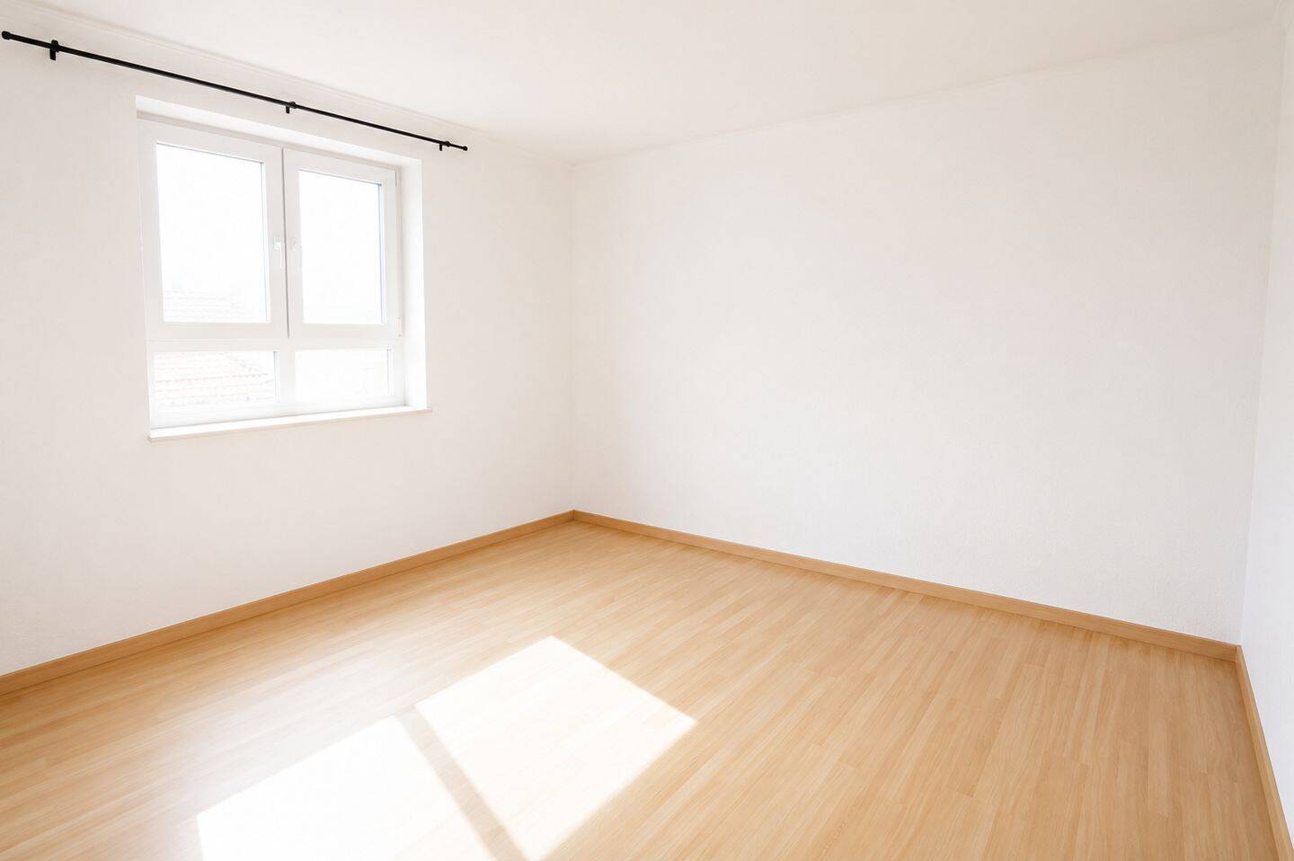An den Eschen- 4-Zimmer-Wohnung mit Dachterrasse, Besichtigungstermin über Link, siehe Beschreibung – Oldenburg – Vorschaubild 9