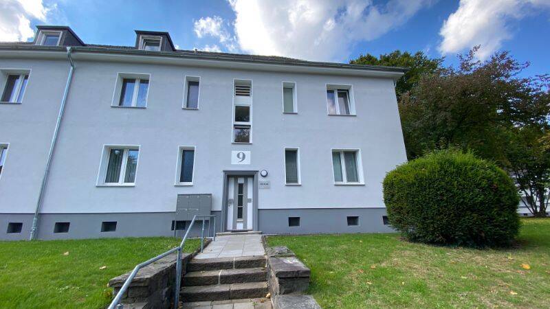 *** Covivio modernisiert für Sie! Charmante Altbauwohnung in grüner Lage! ***
