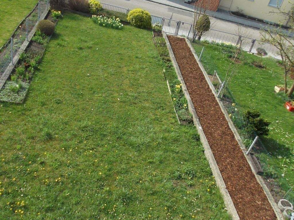 Schön renoviertes RMH mit Garten in Regensburg – Regensburg – Vorschaubild 9