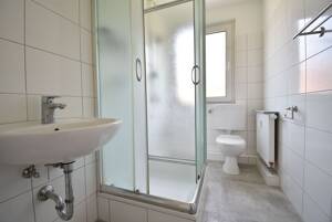OB-Sterkrade! Renovierte 4-Zimmer-Whg mit Balkon – 46145 Oberhausen – Vorschaubild 4