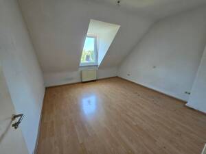 2-Zimmer-Wohnung im Dachgeschoss (Ohne Aufzug) - frisch saniert – 40227 Düsseldorf – Vorschaubild 5