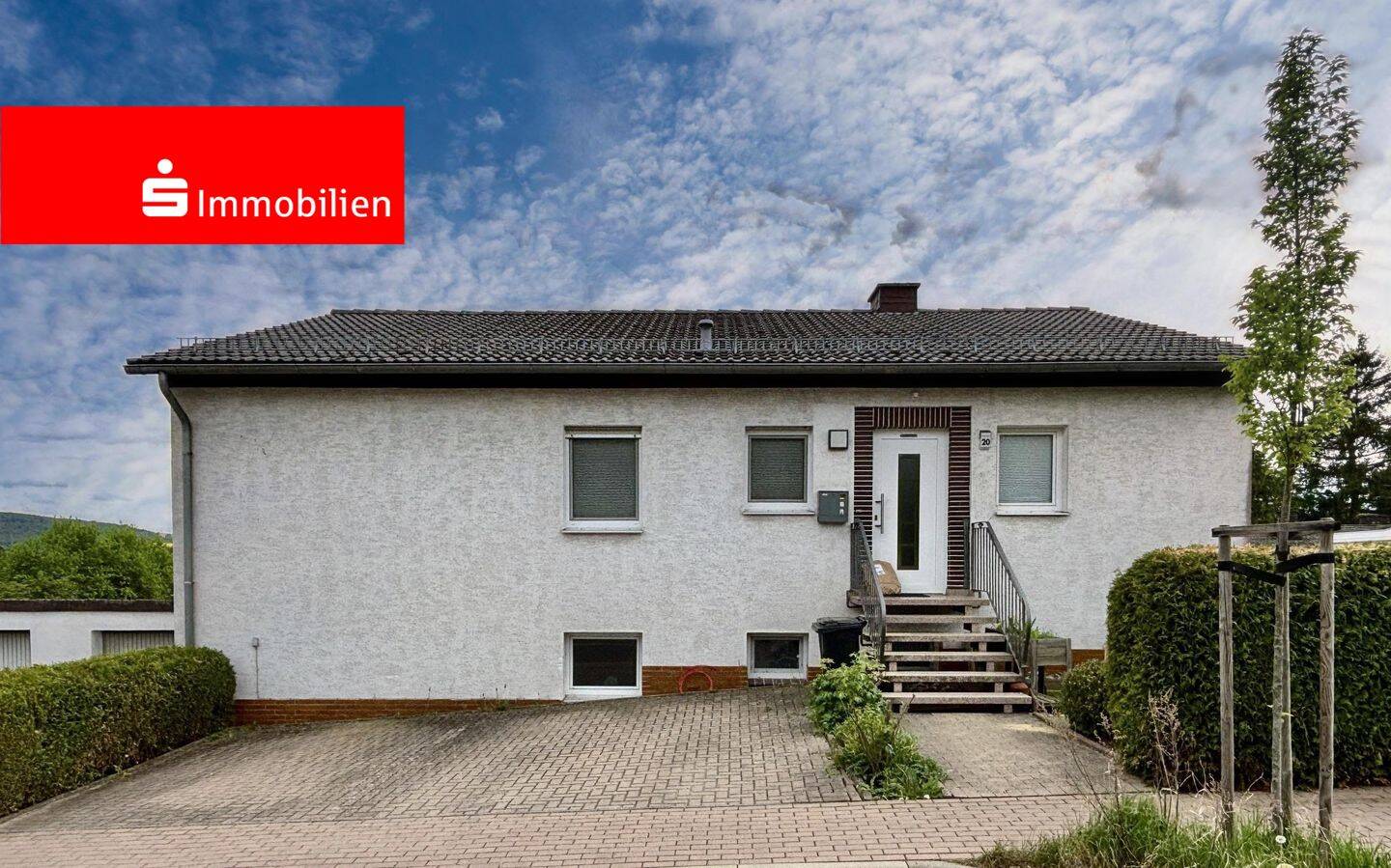 Gemeinsam wohnen - getrennt leben: Ihr neues Zuhause mit zwei Einheiten – Bad Wildungen – Bild 1 von 9