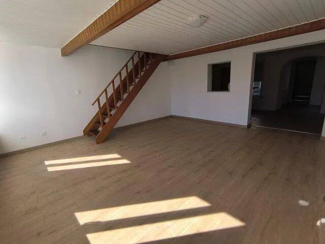 Appartement 4 pièces 82 m² · à Boulogne-sur-Mer · 82 m² · 850 €/mois