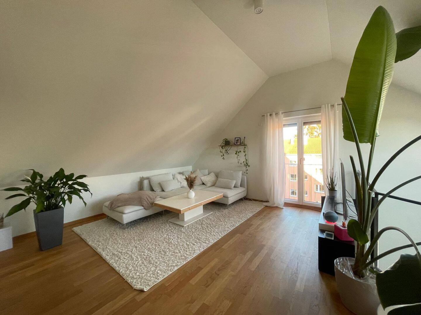Großzügige Galeriewohnung ca. 109,5 m² Wohn- u. Nutzfl. / große Dachterrasse / Aufzug / TG – München – Vorschaubild 4