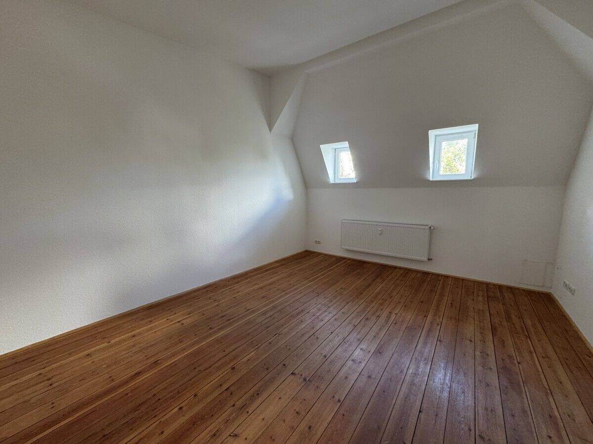 Renovierte 4 Zimmer DG-Altbauwohnung mit Gartennutzung & Garage in der Schönböckener Str. 7 – Lübeck – Vorschaubild 8