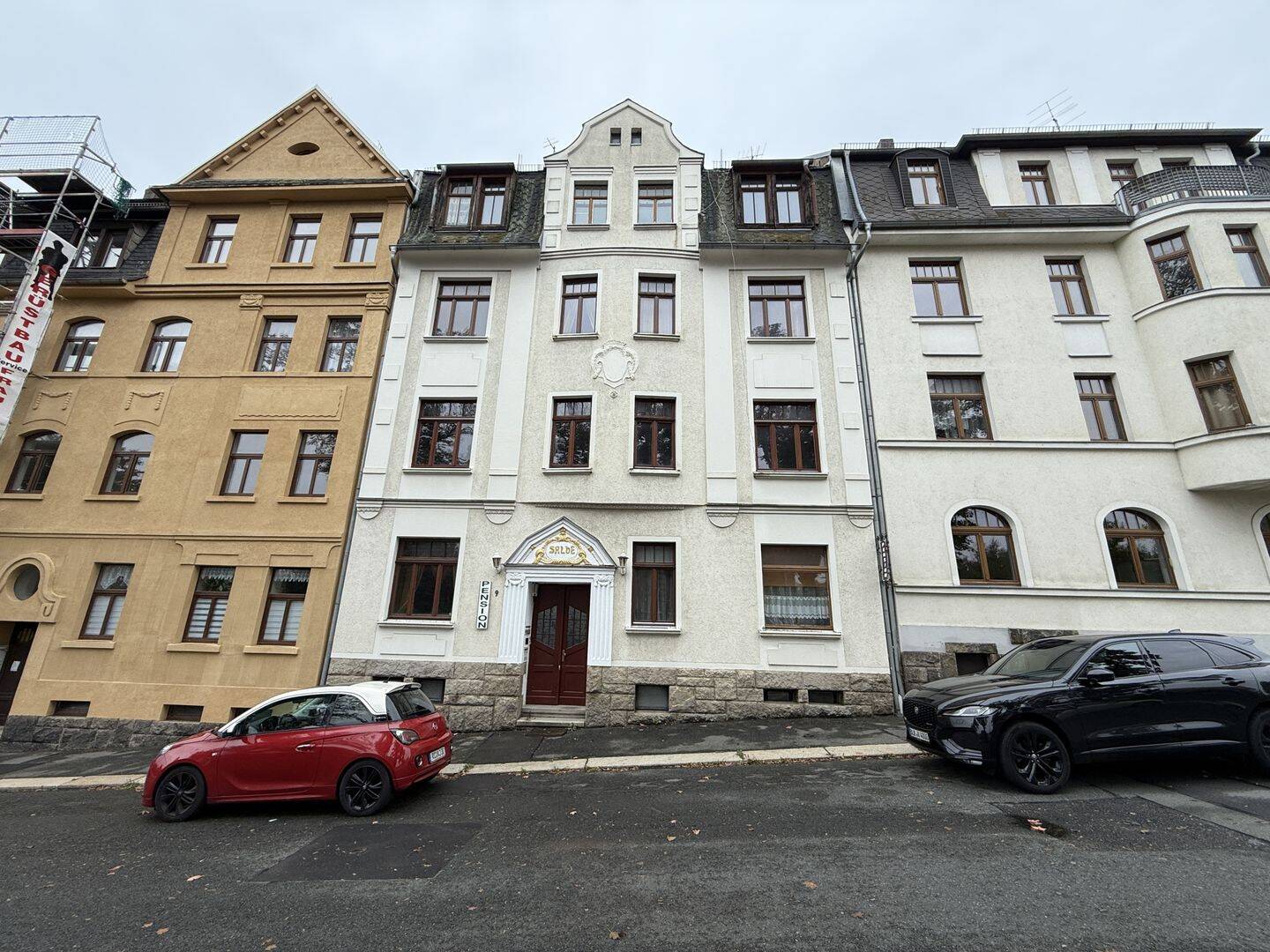 Mehrfamilienhaus, ehemalige Pension mit attraktiven Schnitt – Reichenbach – Bild 1 von 9