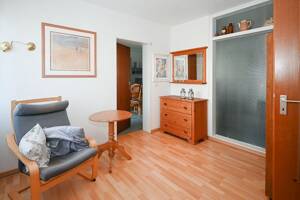 Münster-Geist: Charmante 4-Zimmer-Wohnung mit zwei Balkonen und Garage! – 48151 Münster – Vorschaubild 2