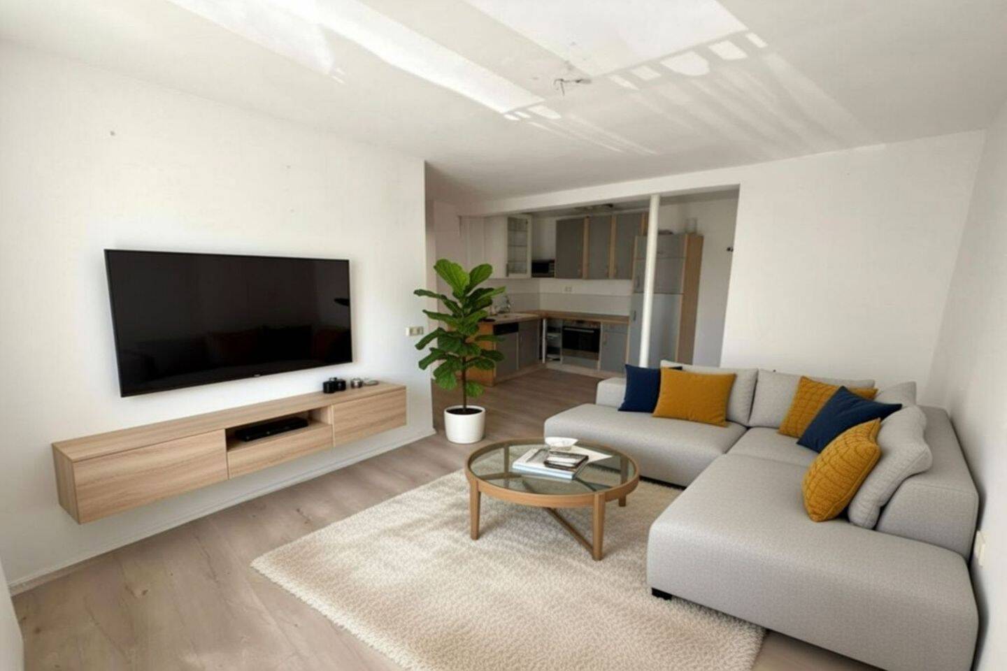Leerstehende 2 Zi. Wohnung mit PKW Stellplatz, Keller und toller Anbindung in Augsburg – Augsburg – Bild 1 von 9