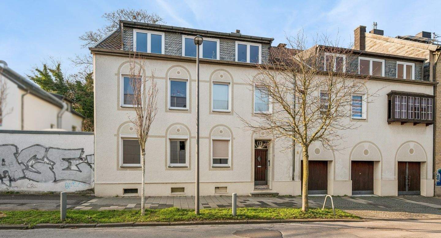 Aachen: Solide Kapitalanlage mit 5 Wohneinheiten und Werkstatt in absoluter Top Lage von Aachen