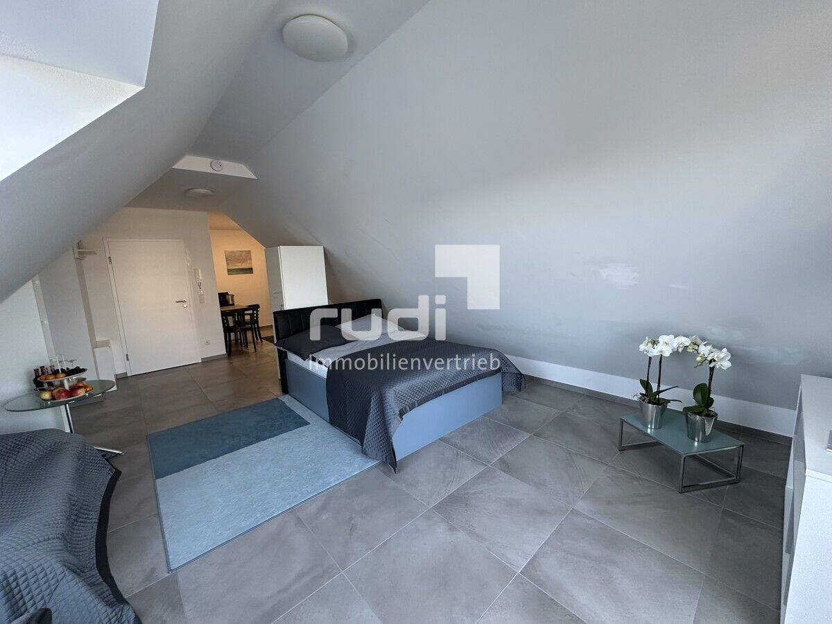 Wohnen auf Zeit - Möbliertes 1-Zimmer-Apartment zu vermieten – 33098 Paderborn – Bild 1 von 9