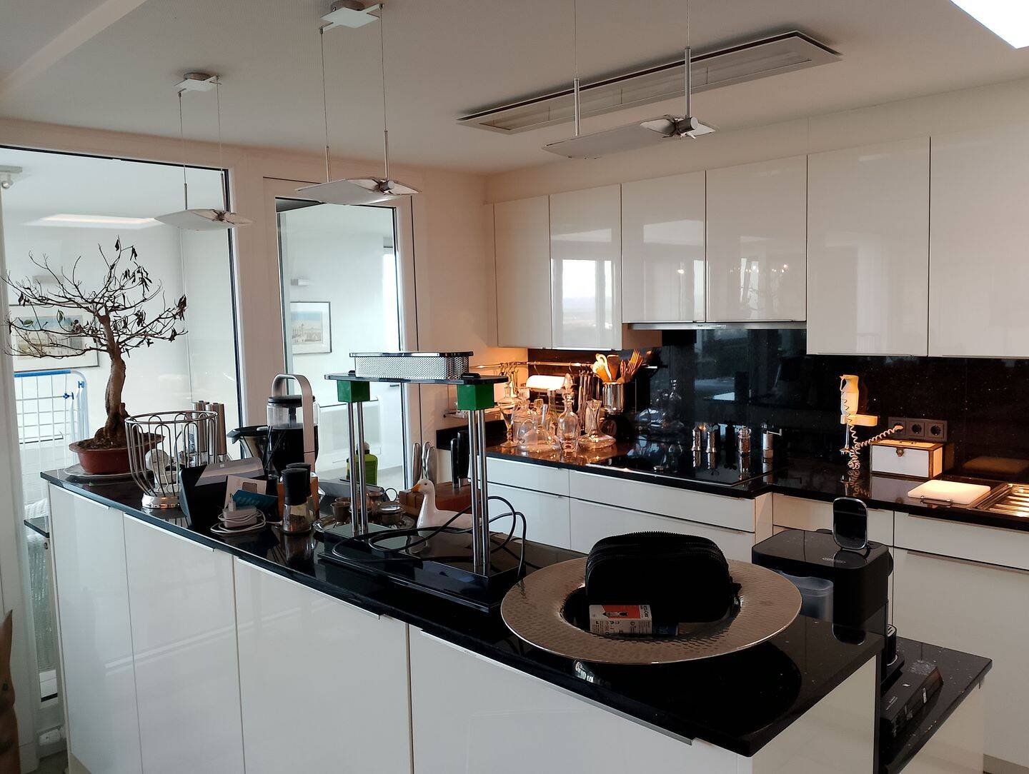 Luxuriöses Penthouse mit 3 Zimmern und beheizbaren Wintergarten / Balkon in Stuttgart-Asemwald – Stuttgart – Vorschaubild 4