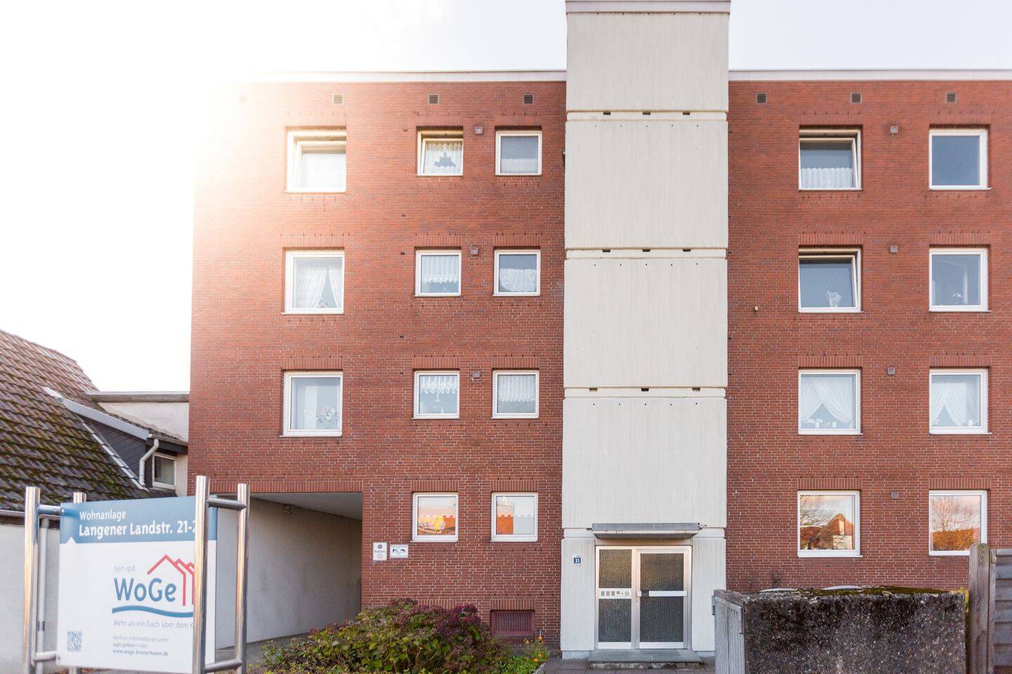 Zentrale 1,5-Zimmer-Wohnung mit Balkon und Dusche in Bremerhaven-Lehe!