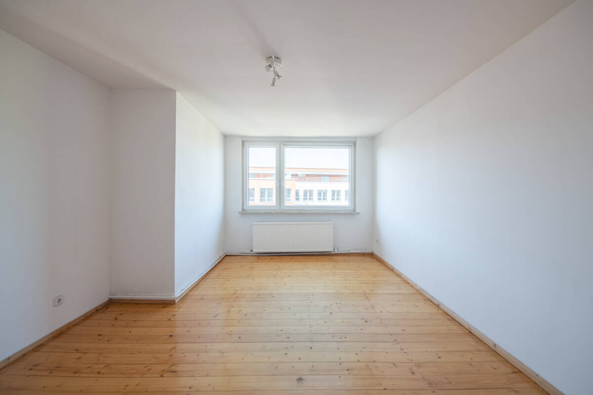 3-Zimmer Dachgeschosswohnung in Charlottenburg bezugsfrei! – Berlin – Vorschaubild 8