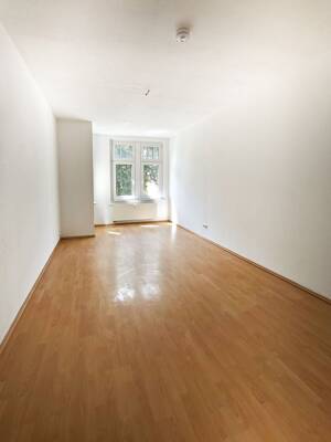 Riesiger Balkon in ruhiger Lage – 8058 Zwickau – Vorschaubild 7