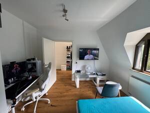 Möbliertes 21 m² WG-Zimmer – 650 € warm – Top Lage