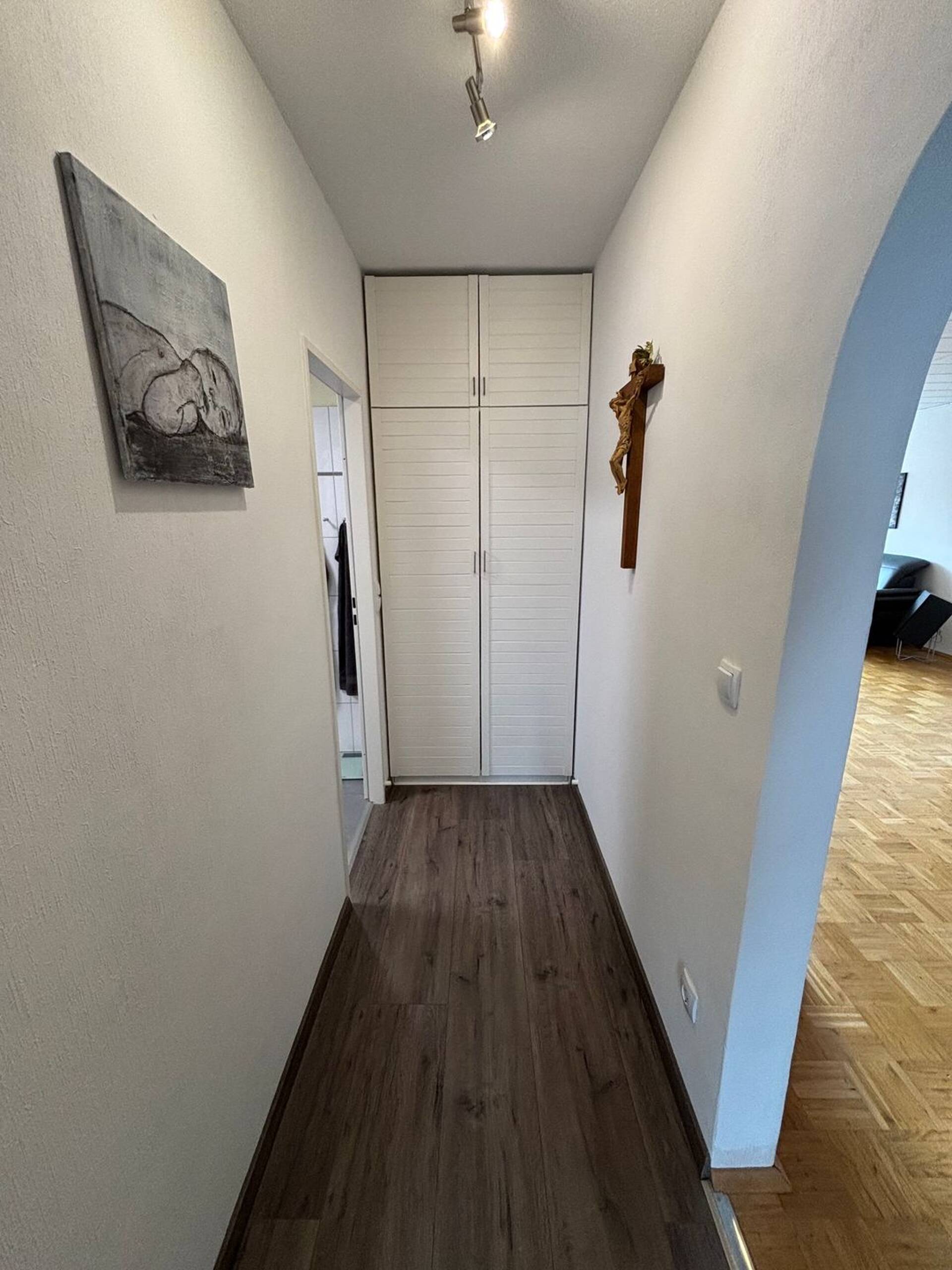 Etagenwohnung in 47809 Krefeld mit 95 m² kaufen