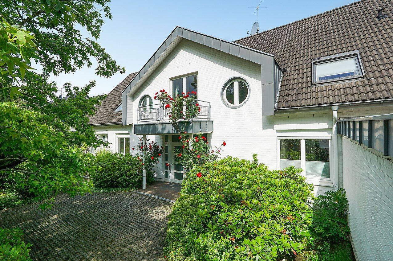 Gepflegtes Landhaus mit traumhaftem Garten in ruhiger Bestlage – Ratingen – Vorschaubild 2