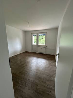 Modernisierte Wohnung mit 3,5 Zimmern und Balkon in Bochum-Eppendorf - Bezug ab 01.12.26 – 44869 Bochum – Vorschaubild 8