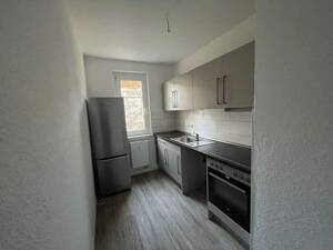 Kleines, schickes 1-Zimmer-Appartement mit Einbauküche, sofort einzugsfertig – 8066 Zwickau – Vorschaubild 2