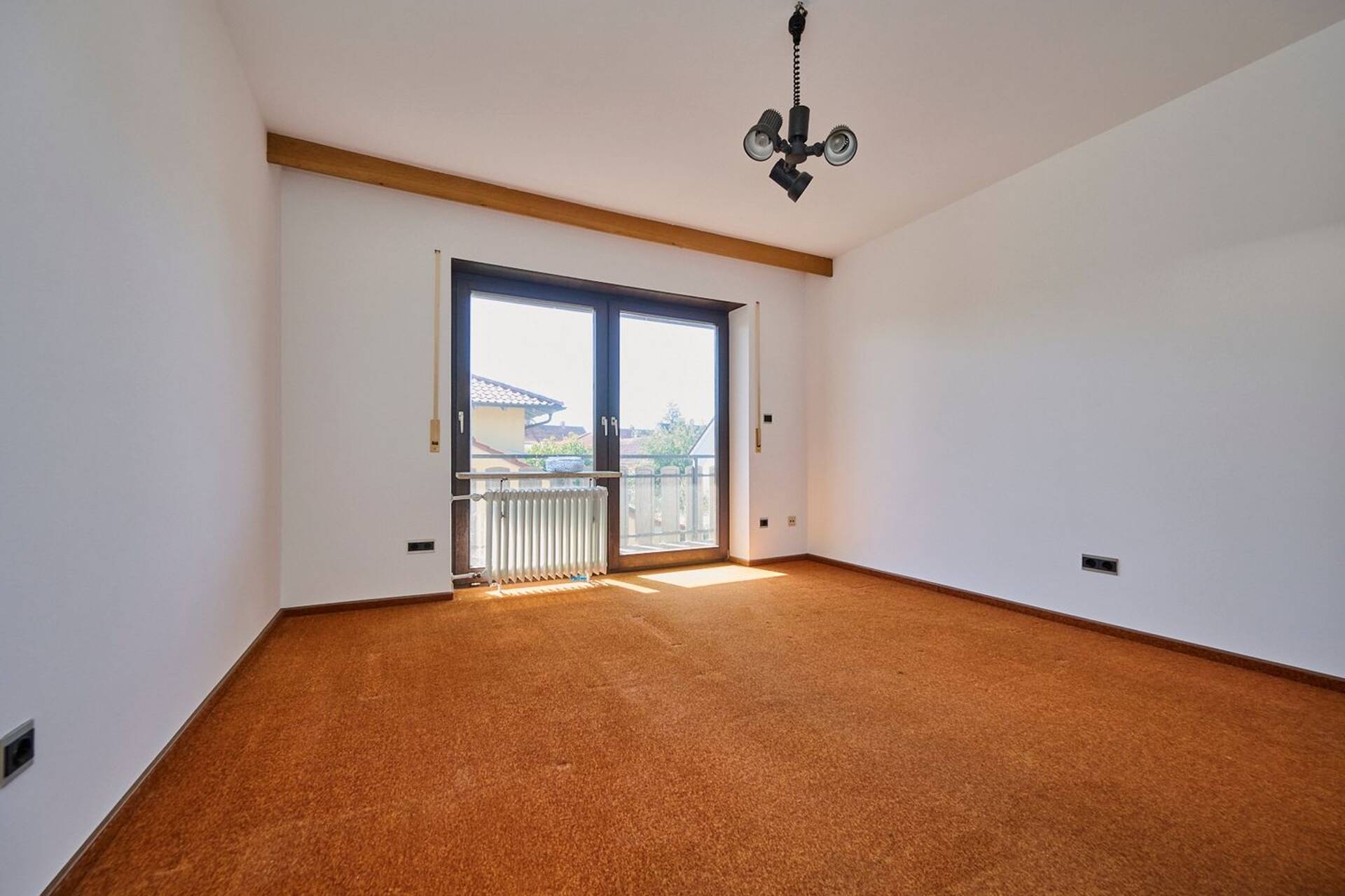 Haus in 94315 Straubing mit 249,24 m² kaufen