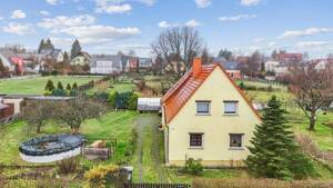 ++Exklusive Wohnlage in Dresden, Rochwitz: Geräumiges EFH (163 m2) mit 7 Zi., Terrasse & Garten!++