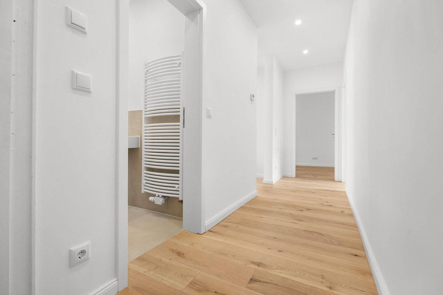 Zwischen Lister Meile und Eilenriede: Frisch sanierte 3 Zimmer Wohnung mit Balkon – Hannover – Vorschaubild 5