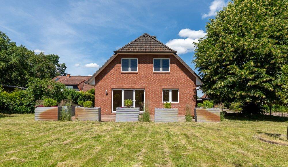Viel Platz für die ganze Familie - Einfamilienhaus mit großem Garten in Rottorf