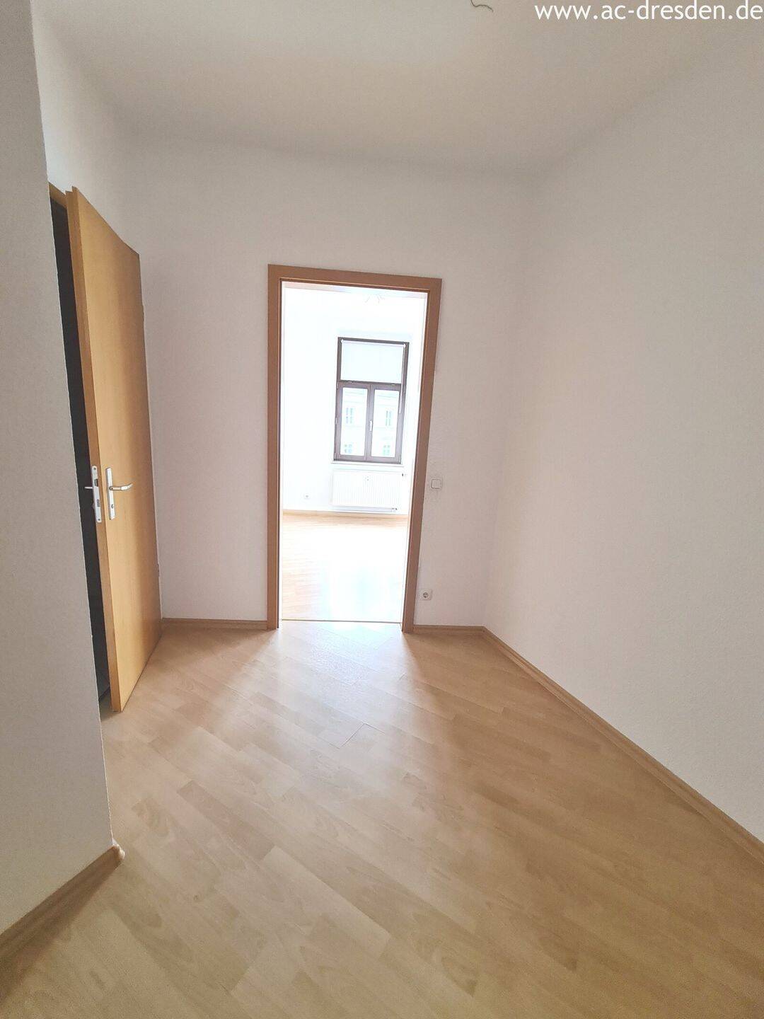 Helle 2-Raum-Wohnung im sanierten Altbau im Zentrum von Chemnitz – Chemnitz – Vorschaubild 7