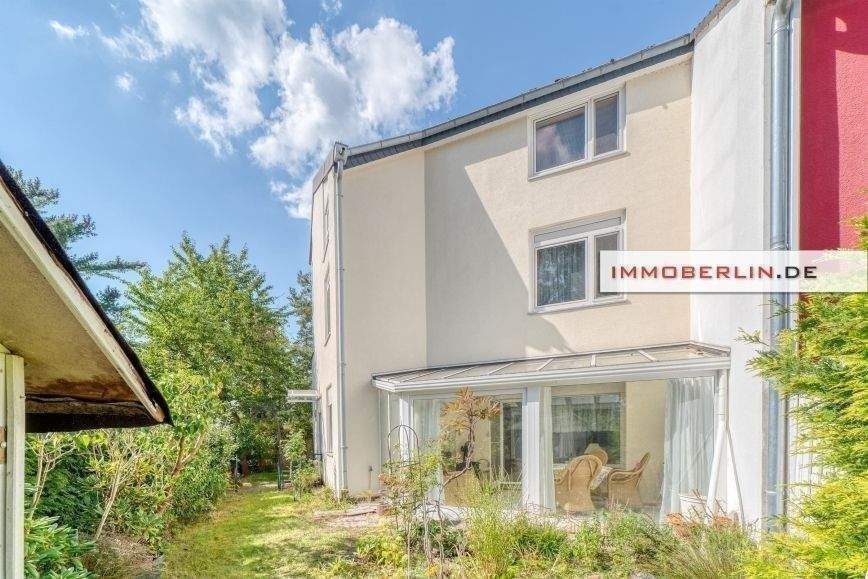 IMMOBERLIN.DE - Sehr angenehmes Reihenendhaus mit Wintergarten & Garage bei der Havel – Berlin – Bild 1 von 9