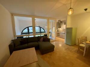 Vollmöbliertes Apartment in Köln inkl. Tiefgaragenplatz – 50829 Köln – Vorschaubild 1