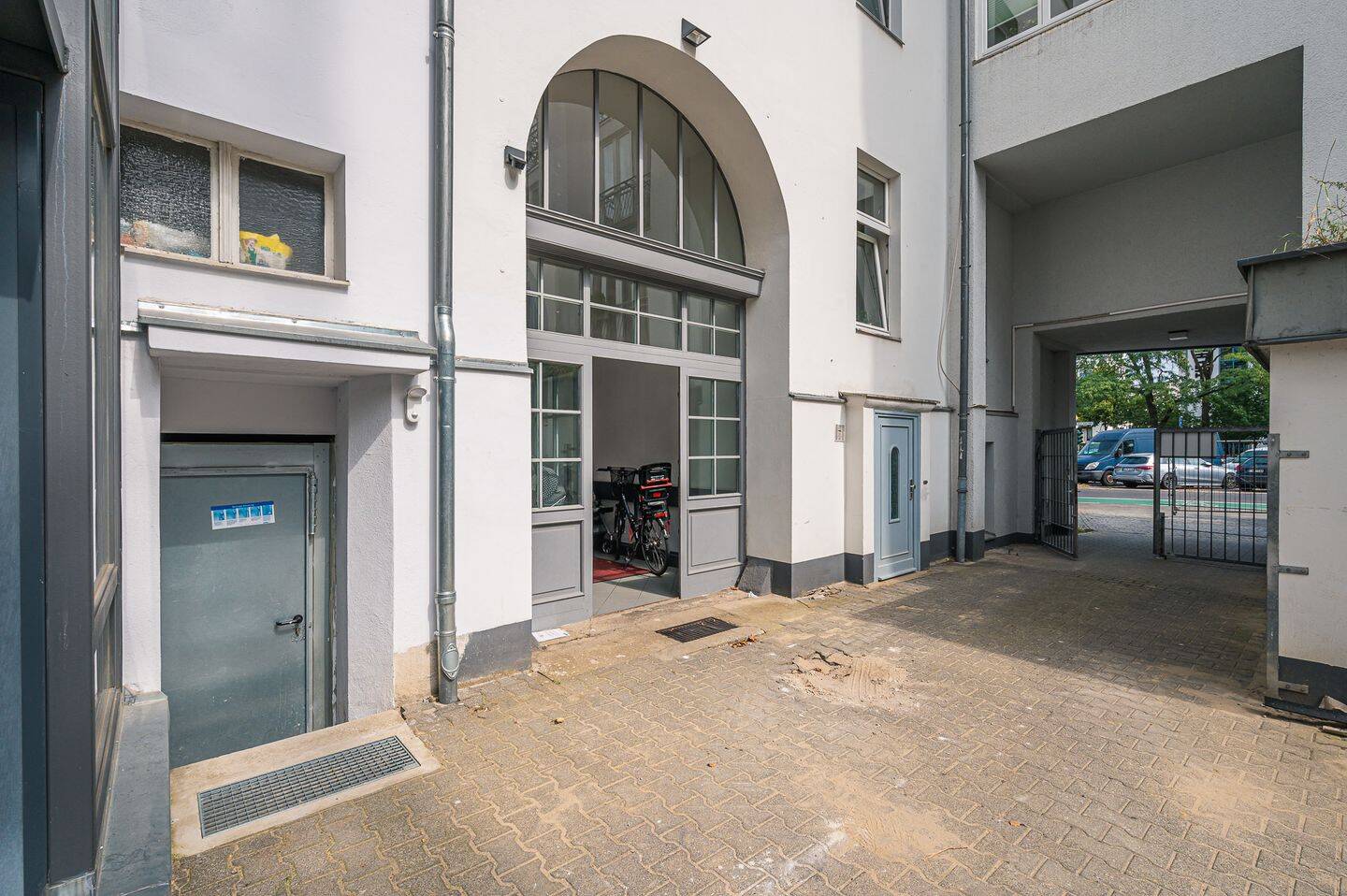 Vermietete 5-Zimmerwohnung als KAPITALANLAGE in Charlottenburg – Berlin – Vorschaubild 3