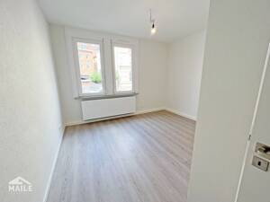 Hochwertig sanierte 3 Zimmer-Altbauwohnung mit Einbauküche in S-Süd! – 70199 Stuttgart – Vorschaubild 4