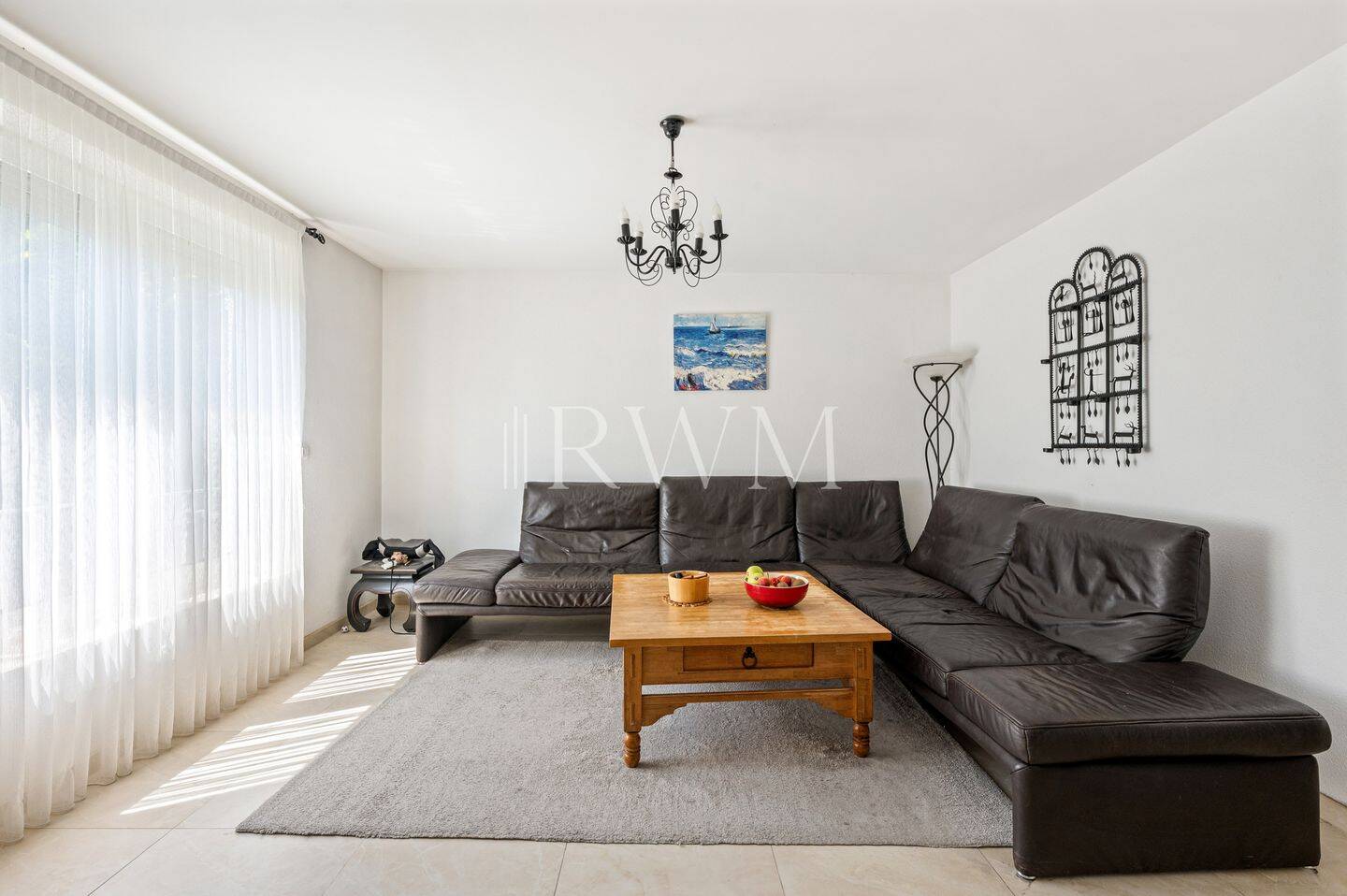 Hochwertig renovierte 5,5-Zimmer-Wohnung mit Balkon in grüner Umgebung (Stuttgart-Zuffenhausen) – Stuttgart – Vorschaubild 9